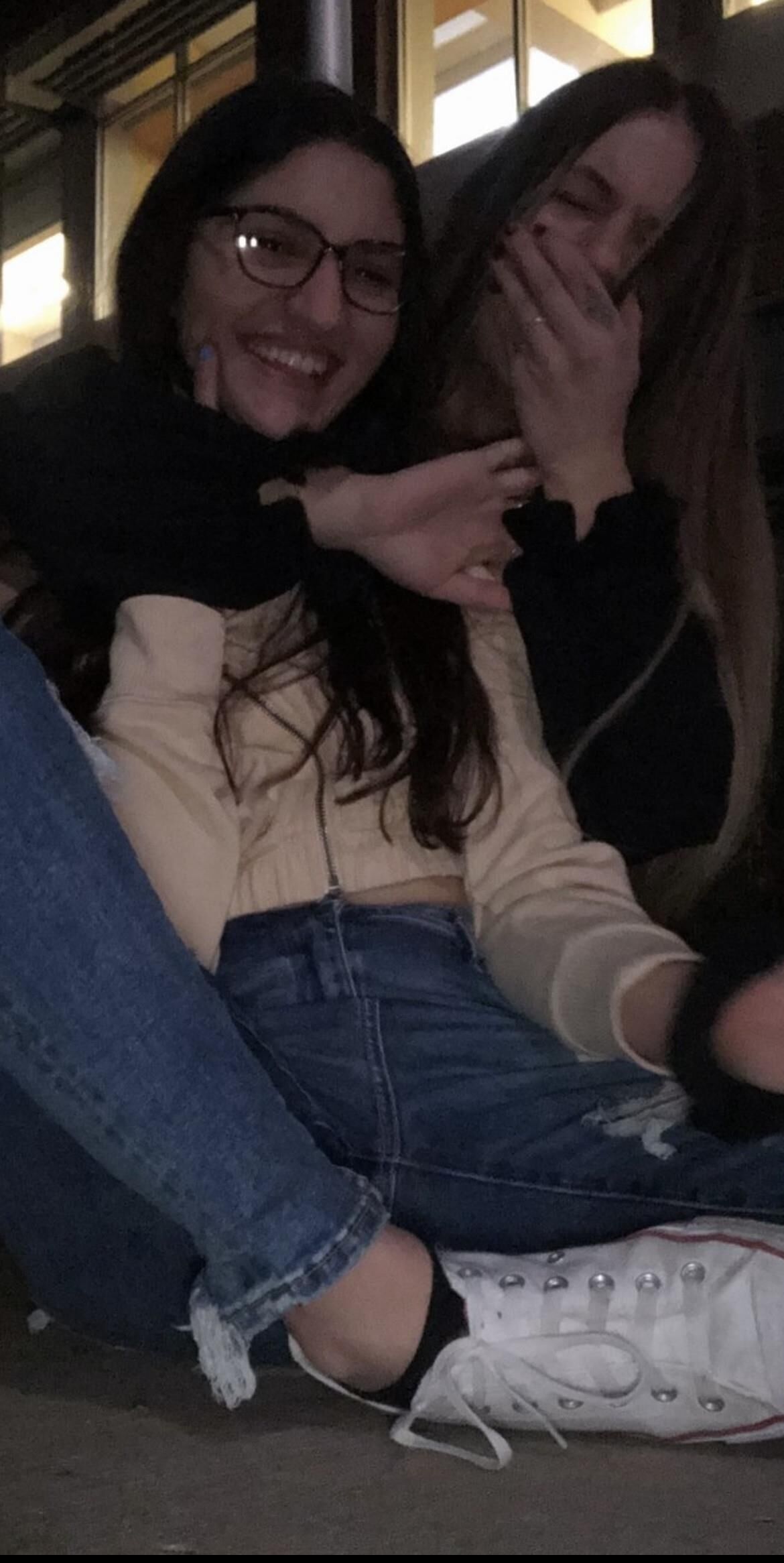 Girls to goon to