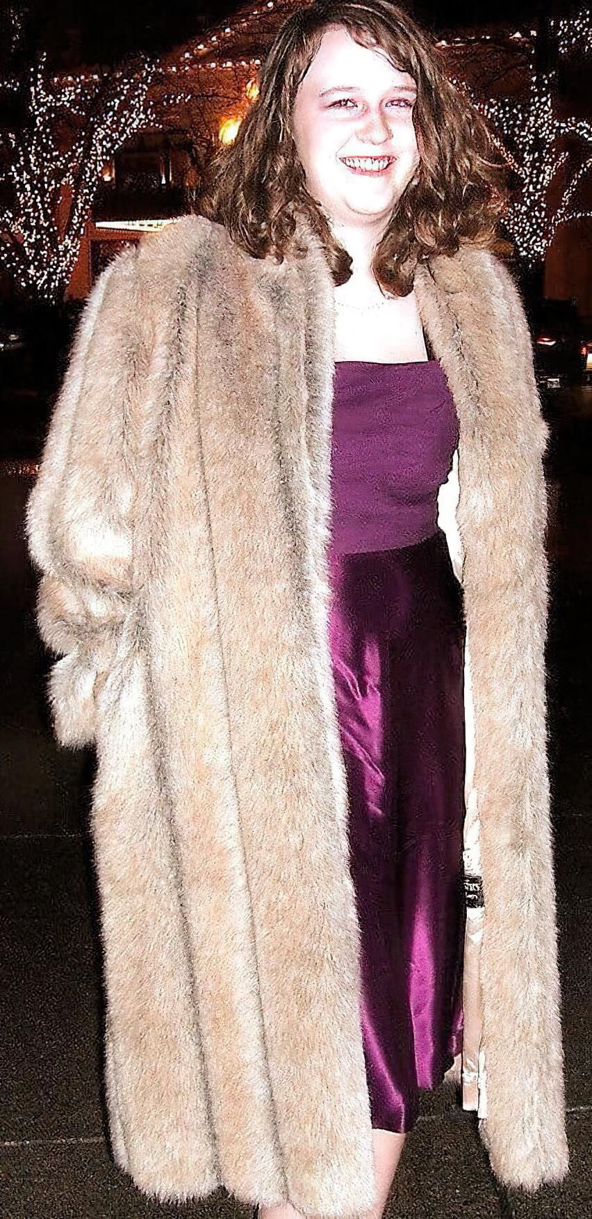 Une Gorette parfaite avec une sublime chatte poilue appetissante