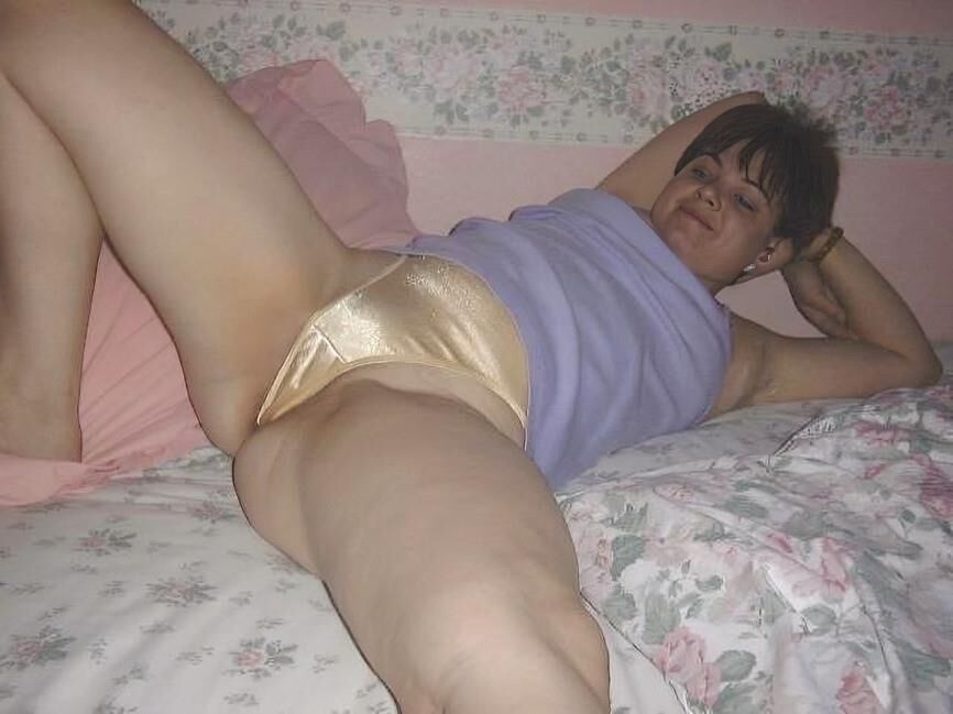 Retro Brunette
