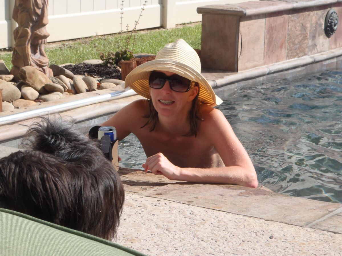 Geiler Sex AM Pool ()
