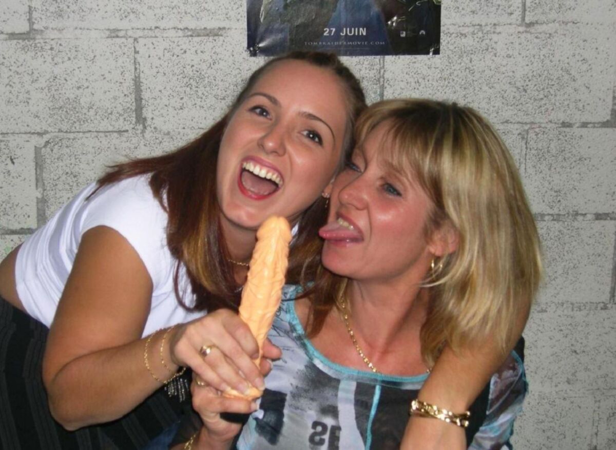 Une mère et ses filles. 