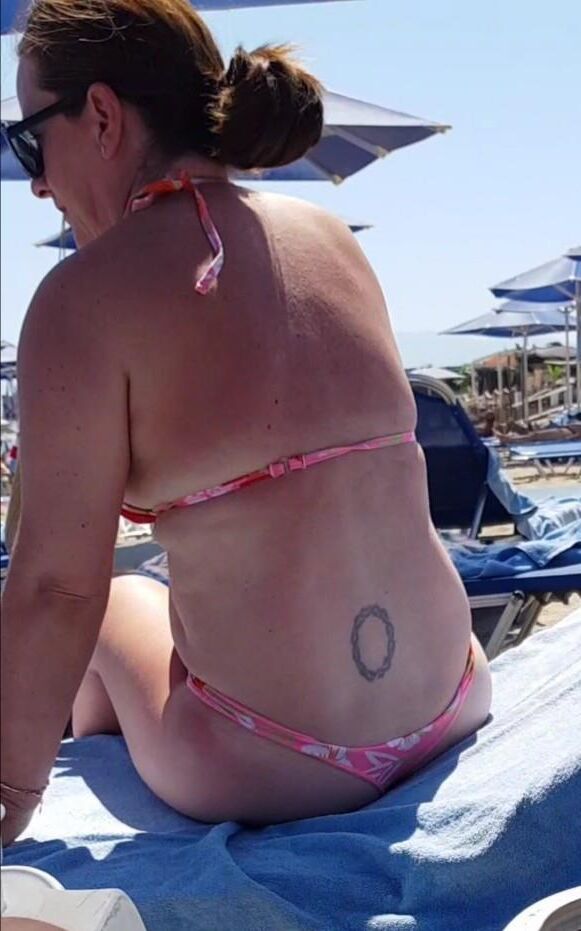 Sexy MiILF at Beach