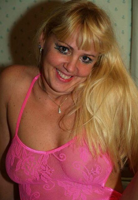 Femme salope blonde
