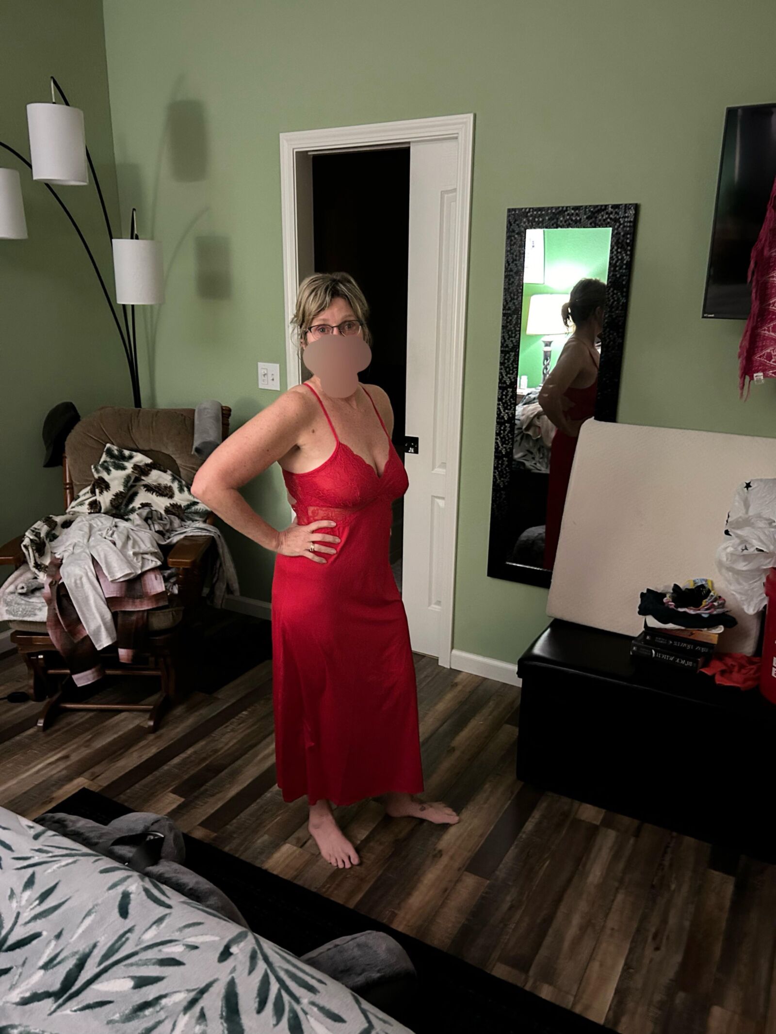 Wife red nightgown