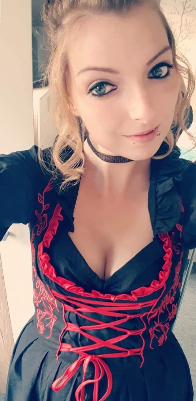 Mi esposa. 
