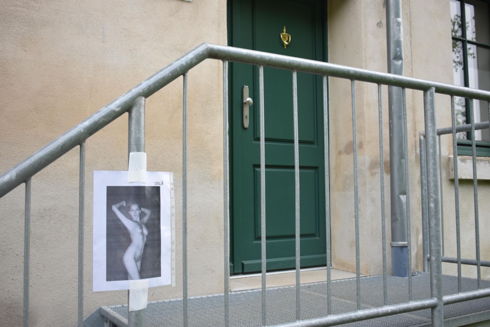 Kate exposed in my neighbourhood