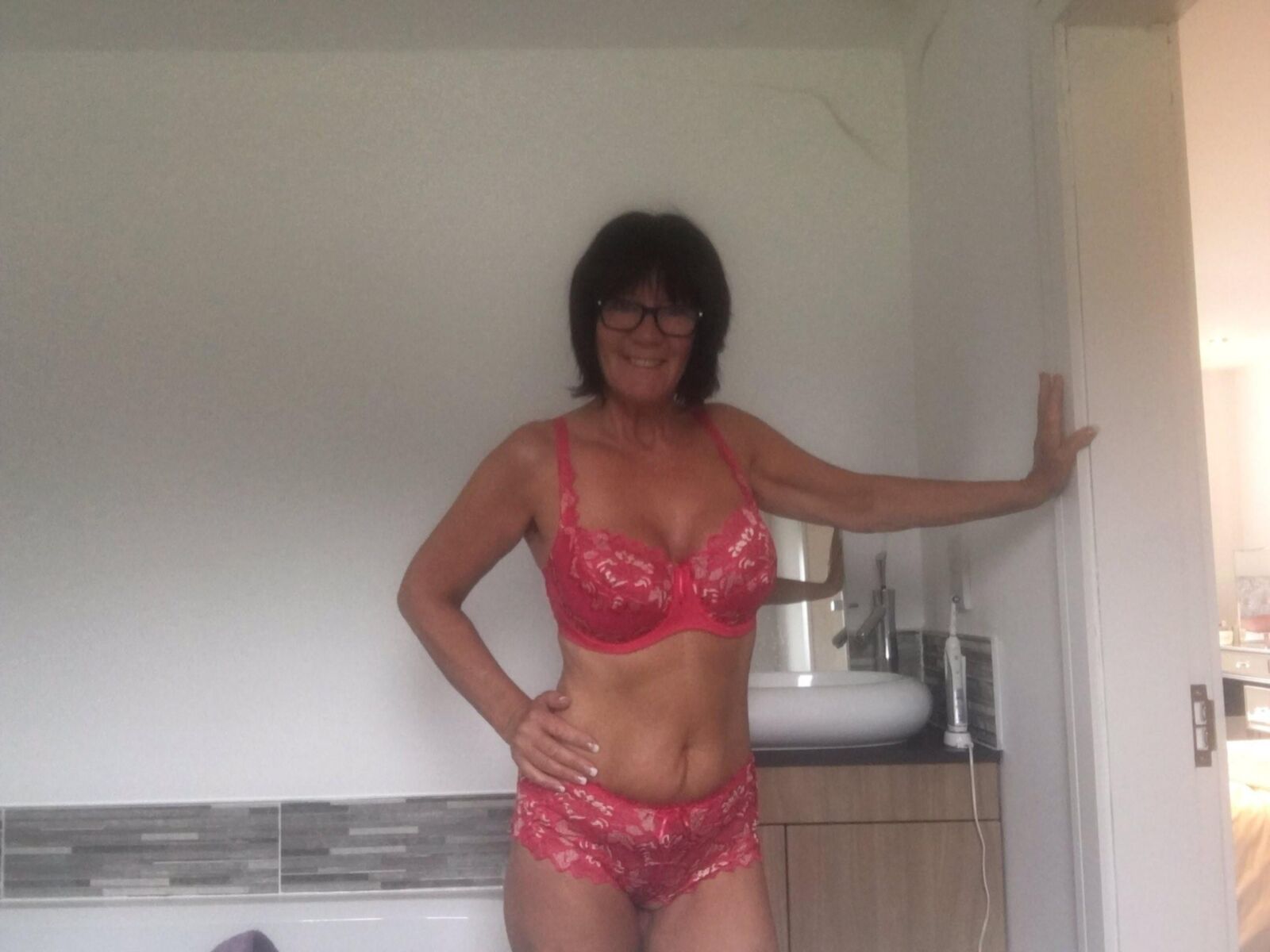 Annie Mature cum pag grany vadia do Reino Unido