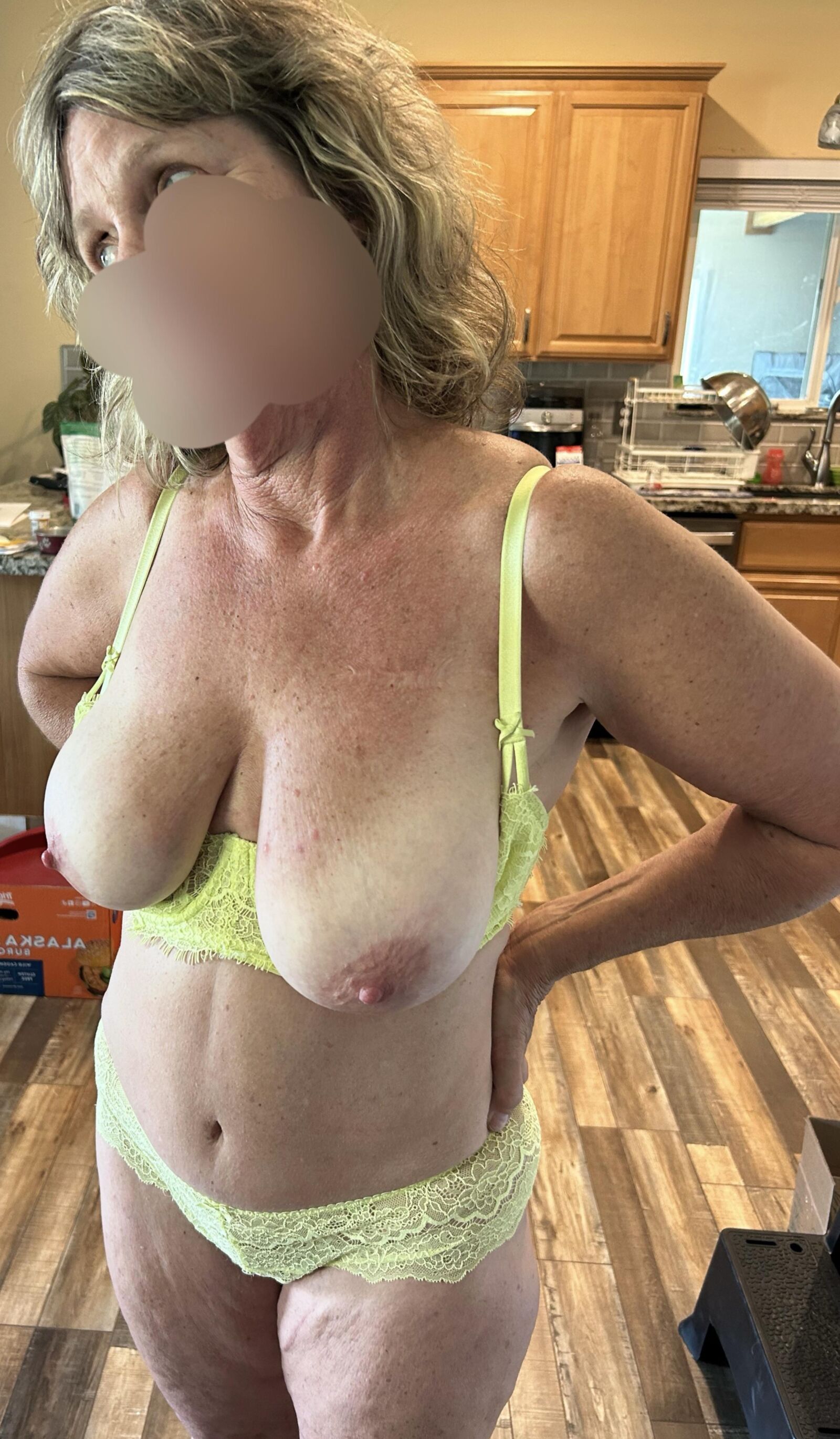 Wife in yellow
