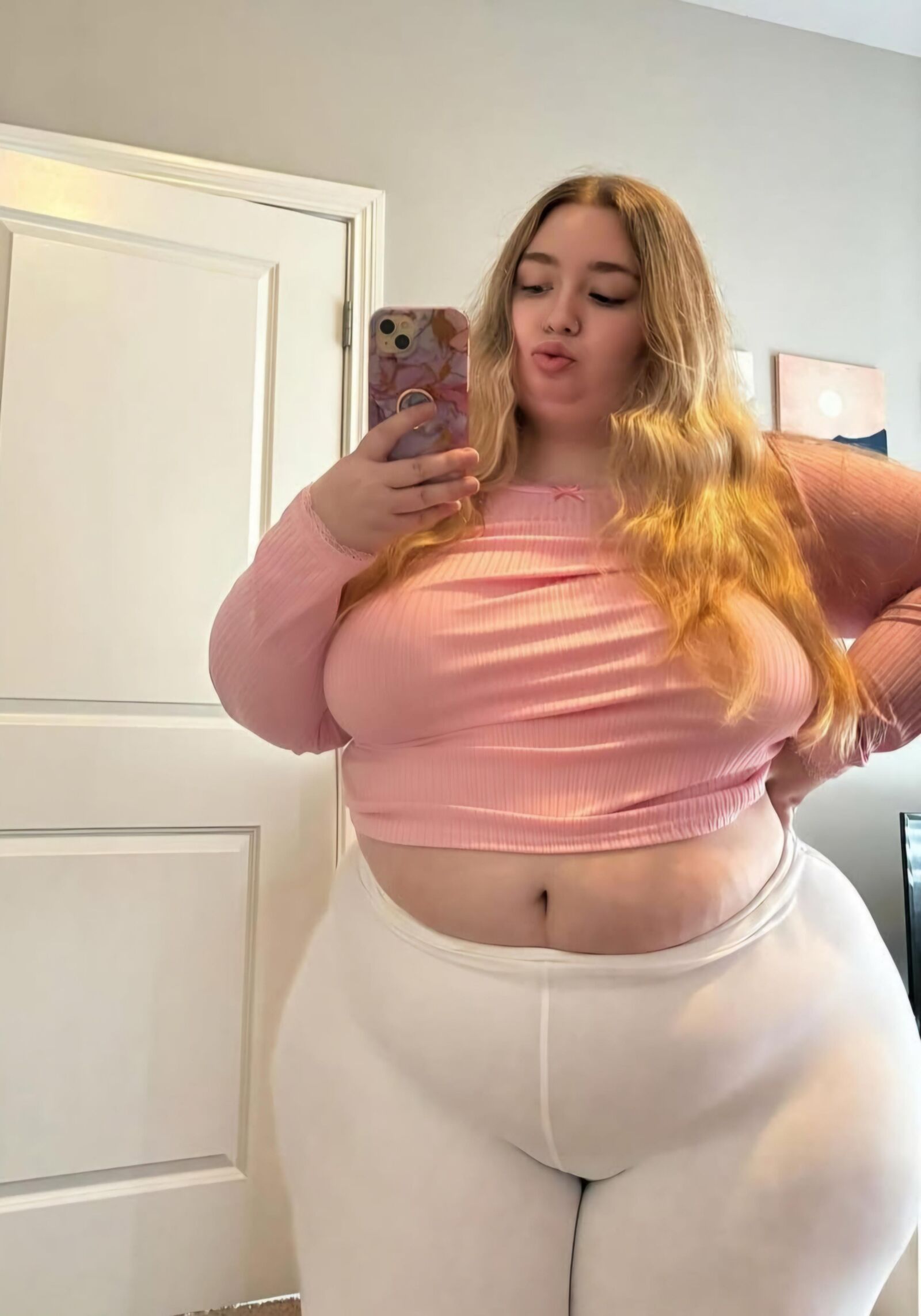 Bbw blonde bimbo is a slutty fat airhead cutie