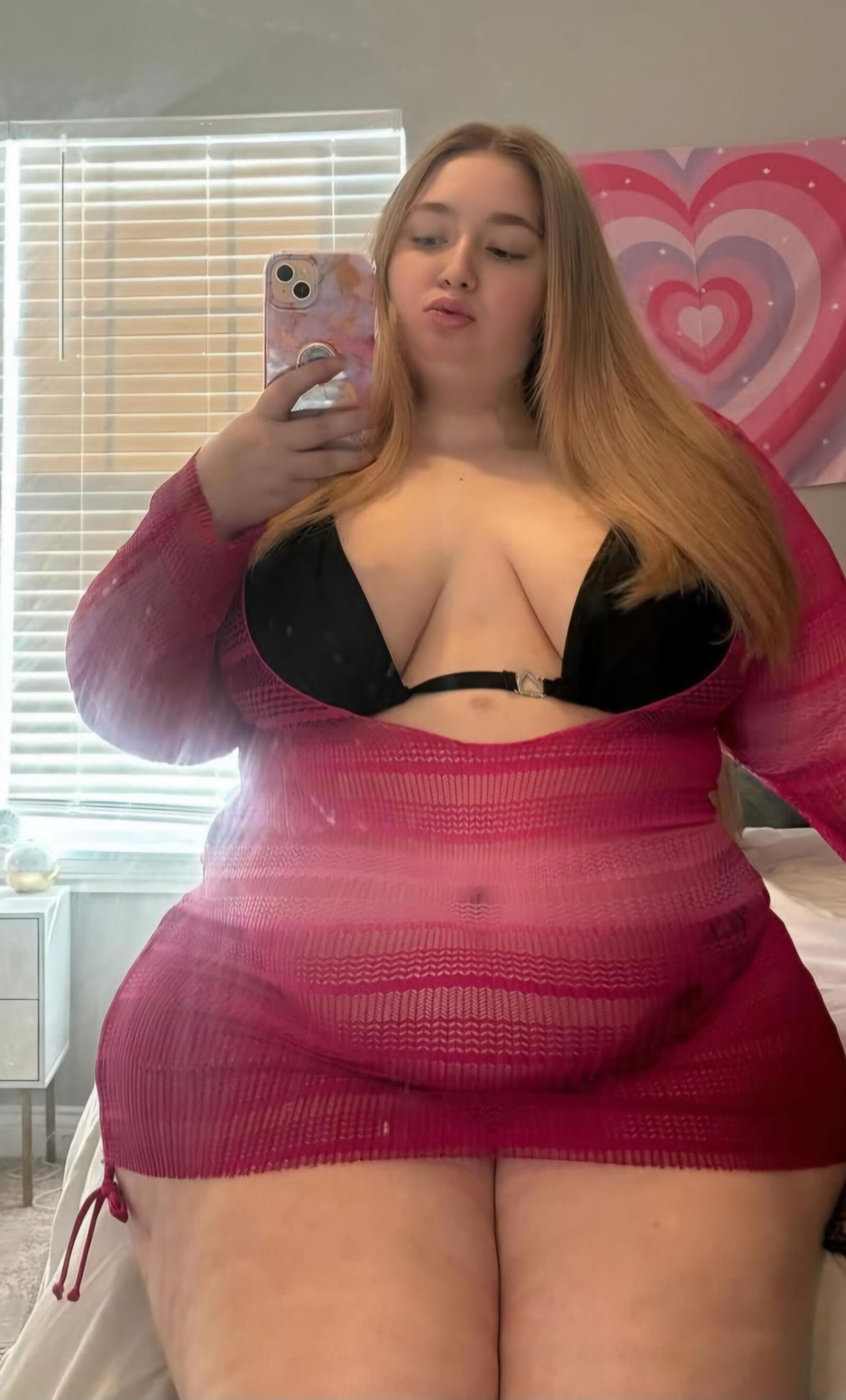 Bbw blonde bimbo is a slutty fat airhead cutie