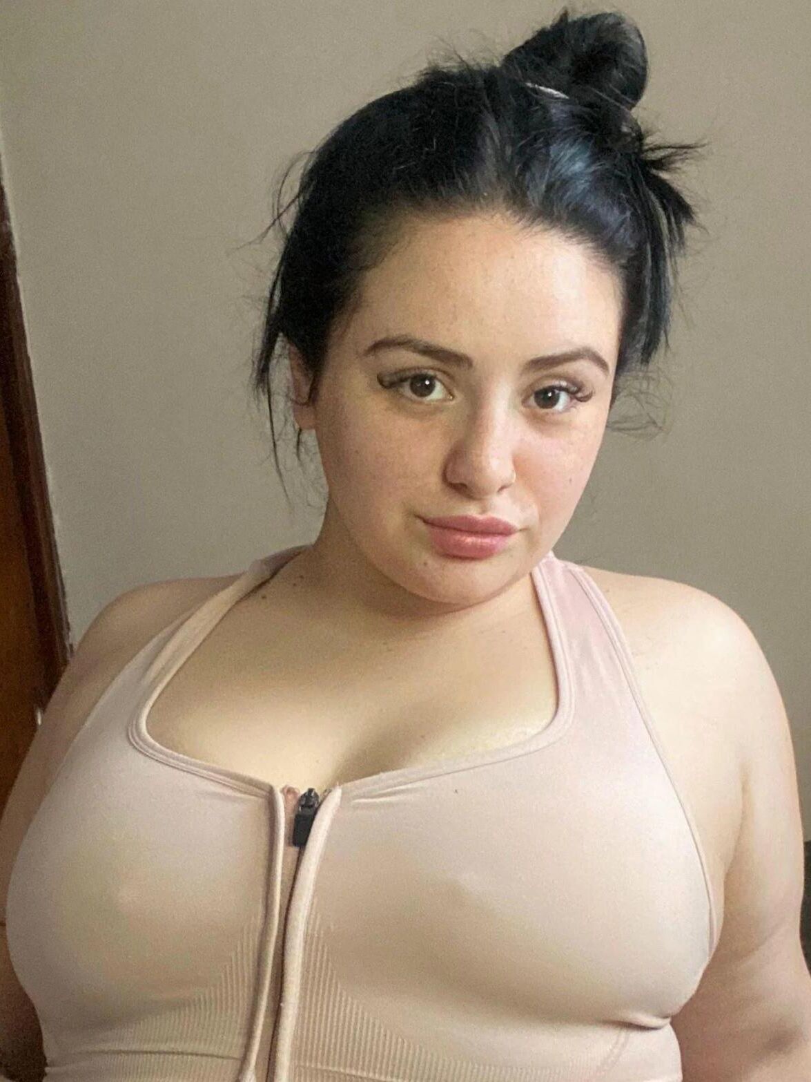 Fat chav whore would fuck anything for a few quid 