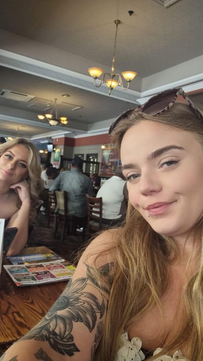 UK Chav Schlampen aus Weatherspoons