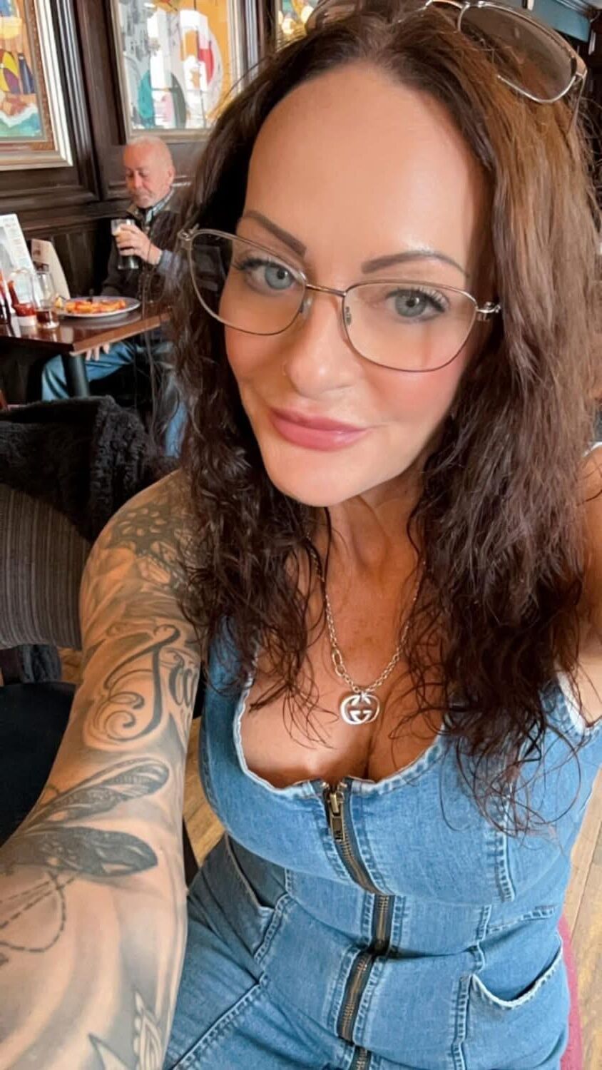 UK Chav Schlampen aus Weatherspoons