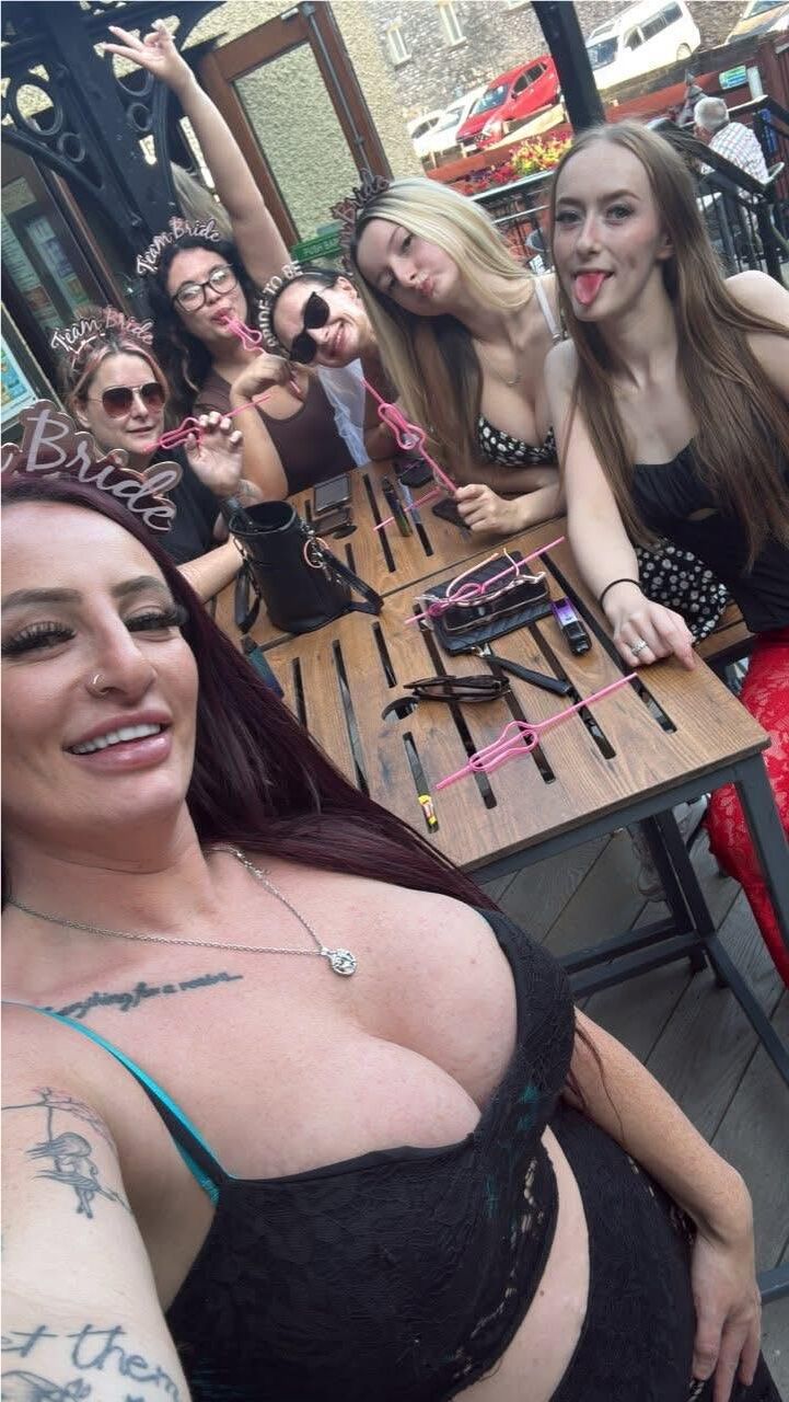 UK Chav Schlampen aus Weatherspoons