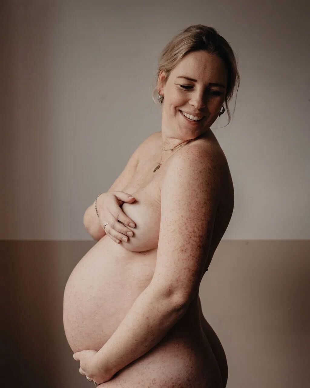 Pregnant Sexy 