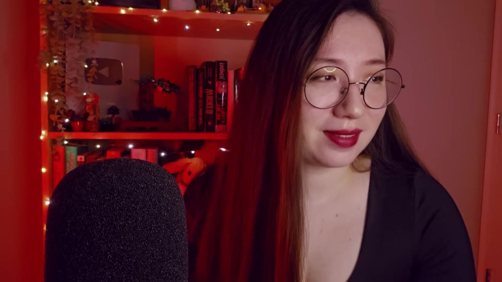 Jubilee Whispers Sexy Chinese Pawg Whisperer