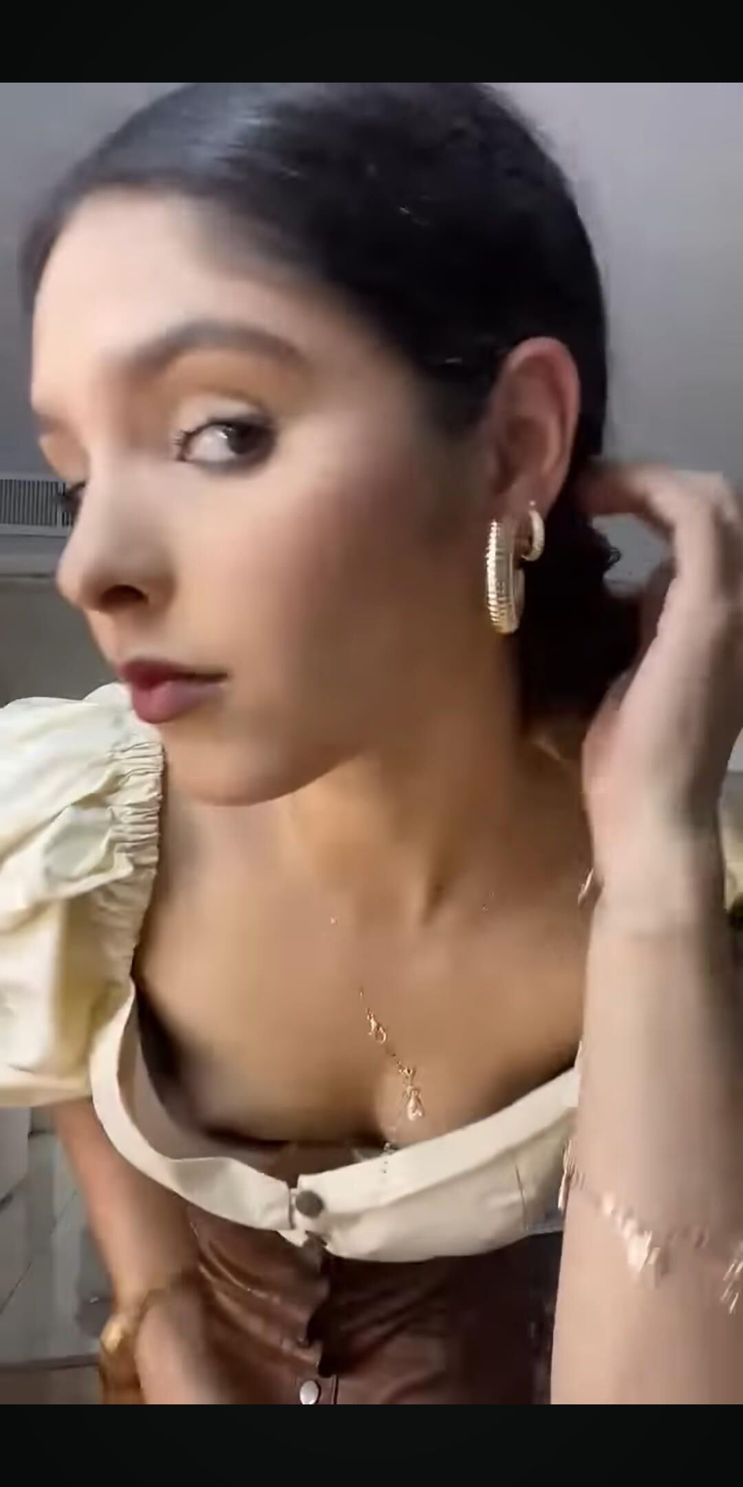 Cowgirl downblouse