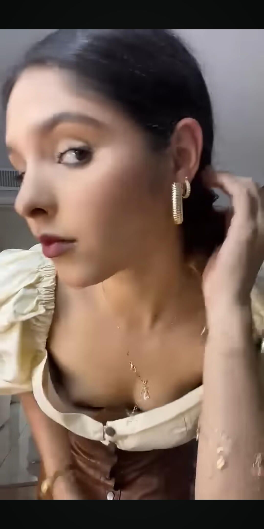 Cowgirl downblouse