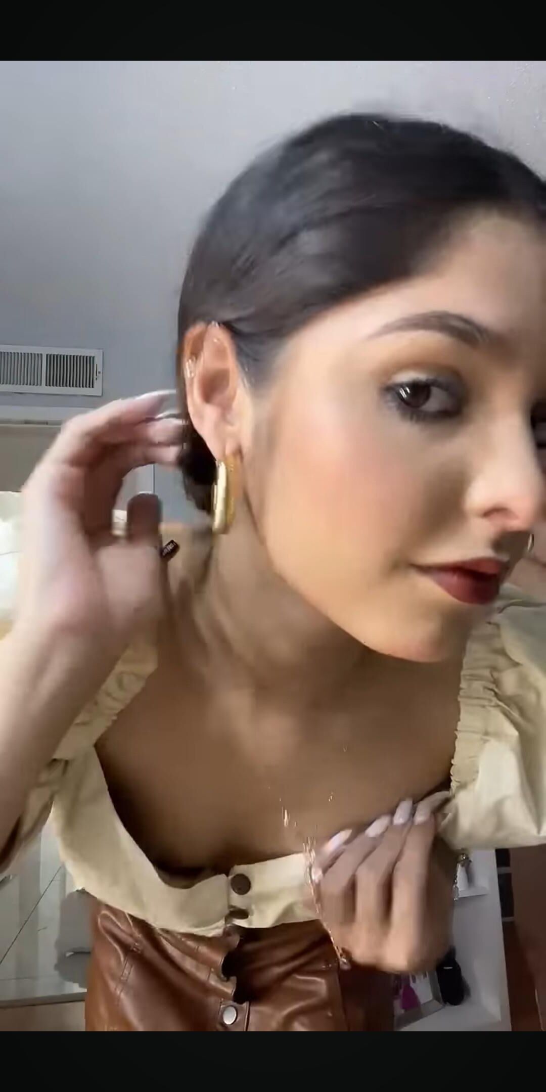 Cowgirl downblouse
