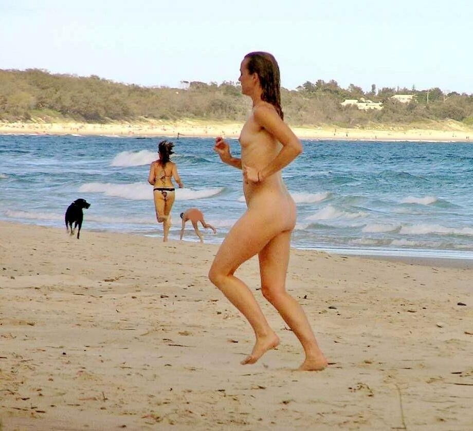 Nudist 