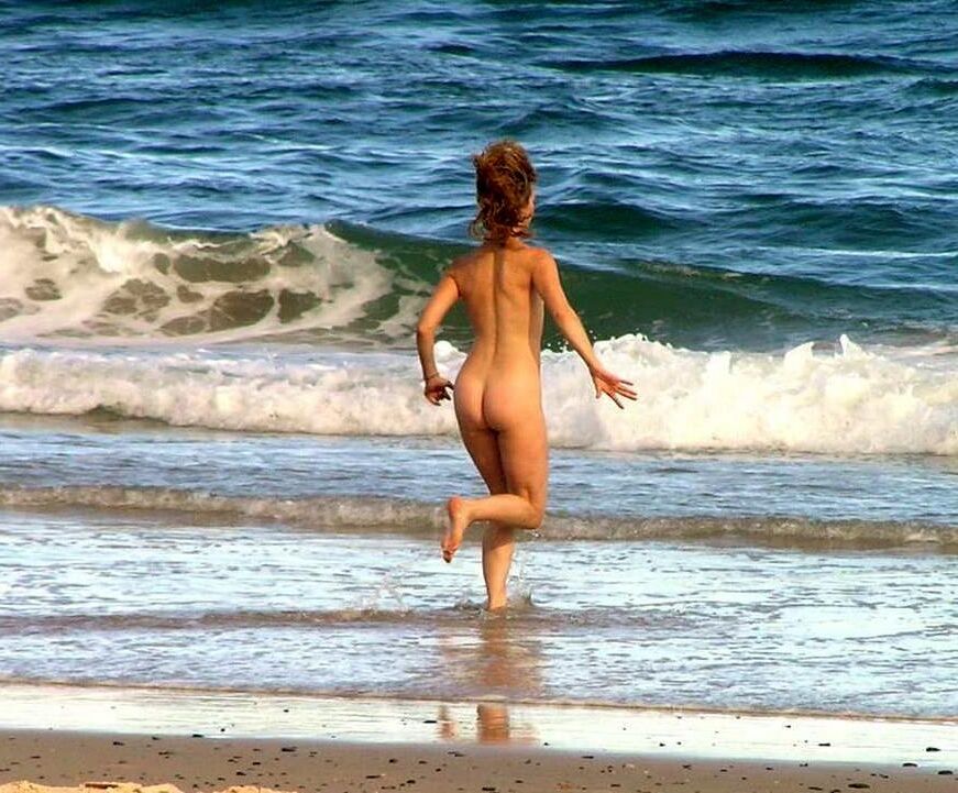 Nudist 