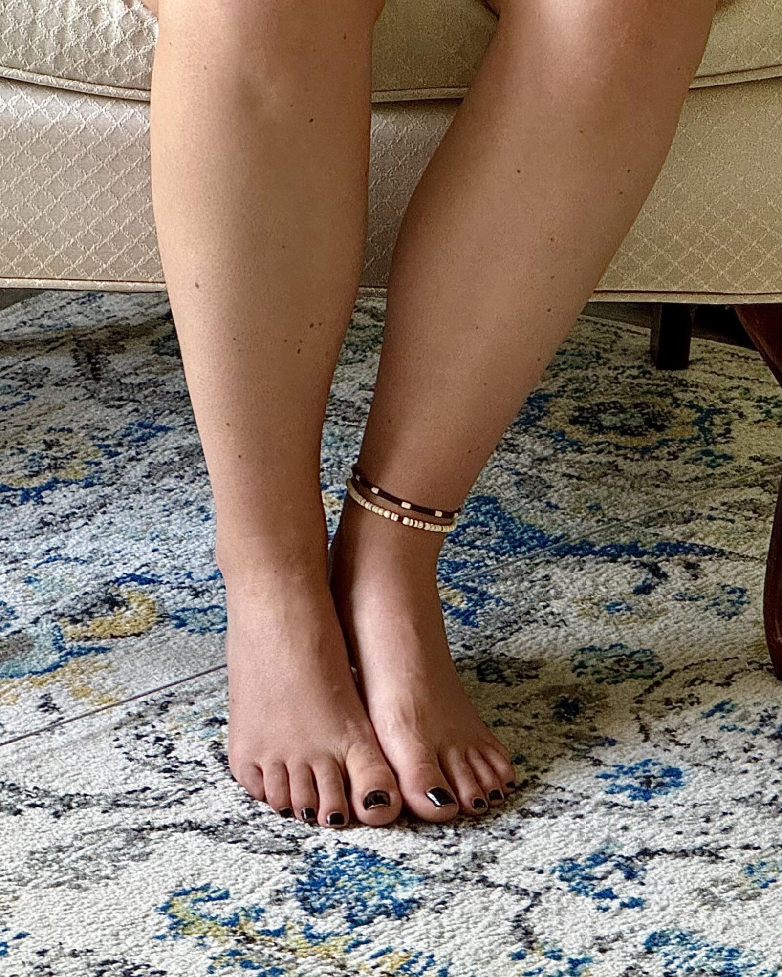 Wifes feet and toes for tribute and comment 