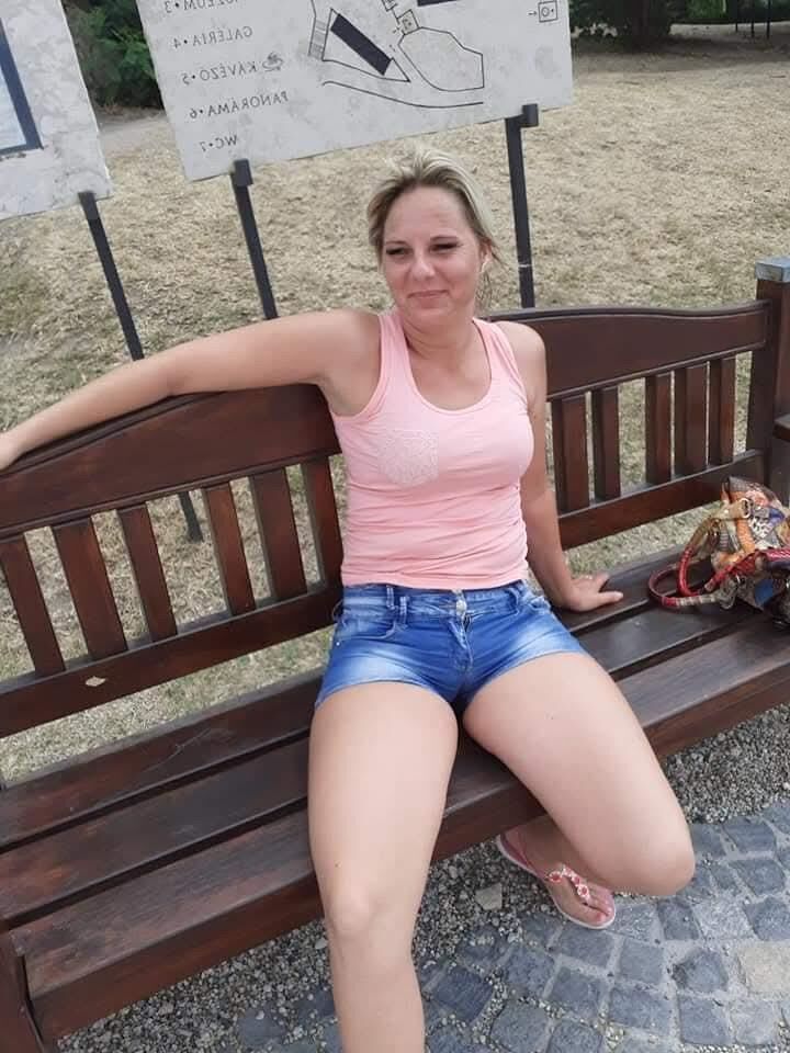 セクシーなハンガリーの女性