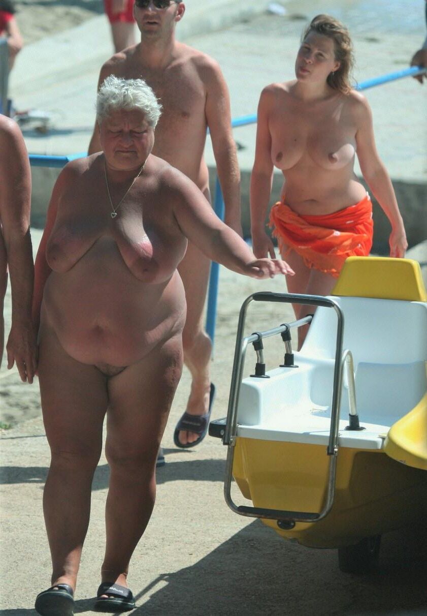 Nudist