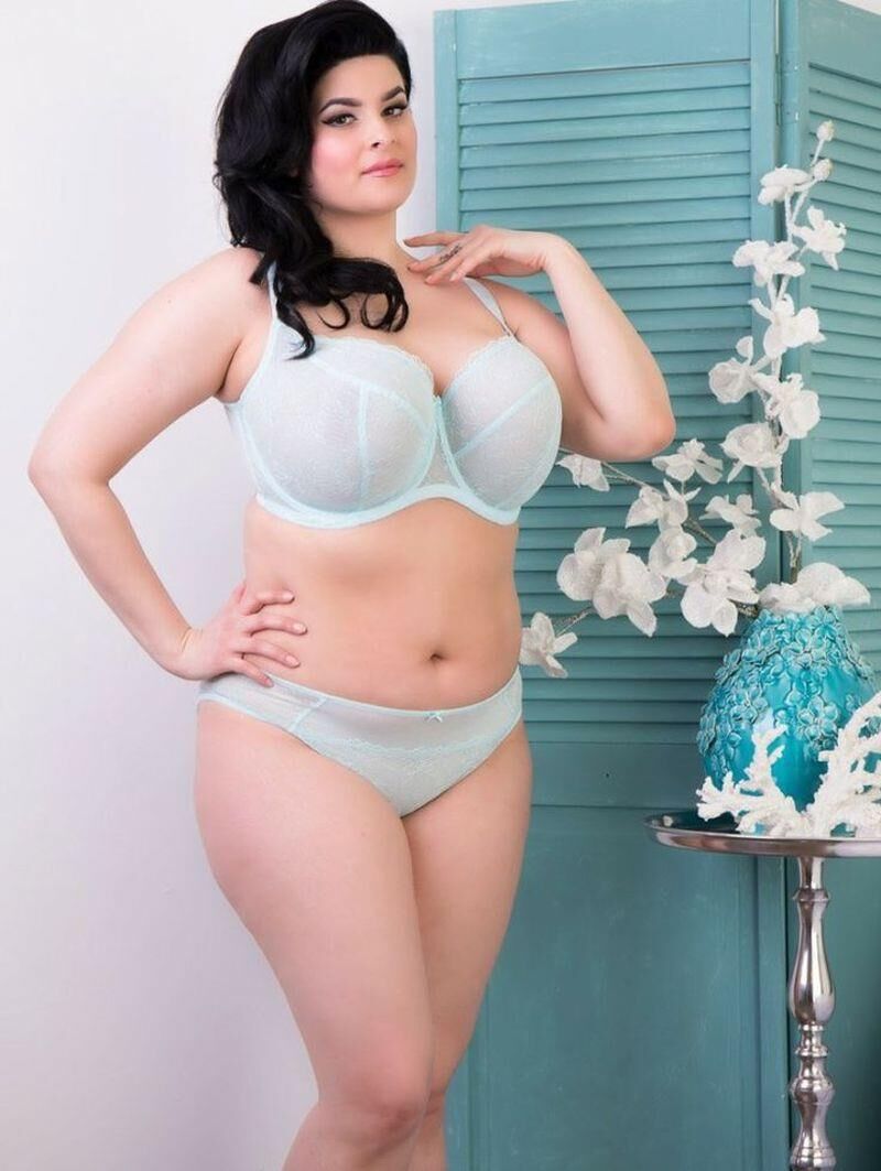 Hott и сексуальное нижнее белье
