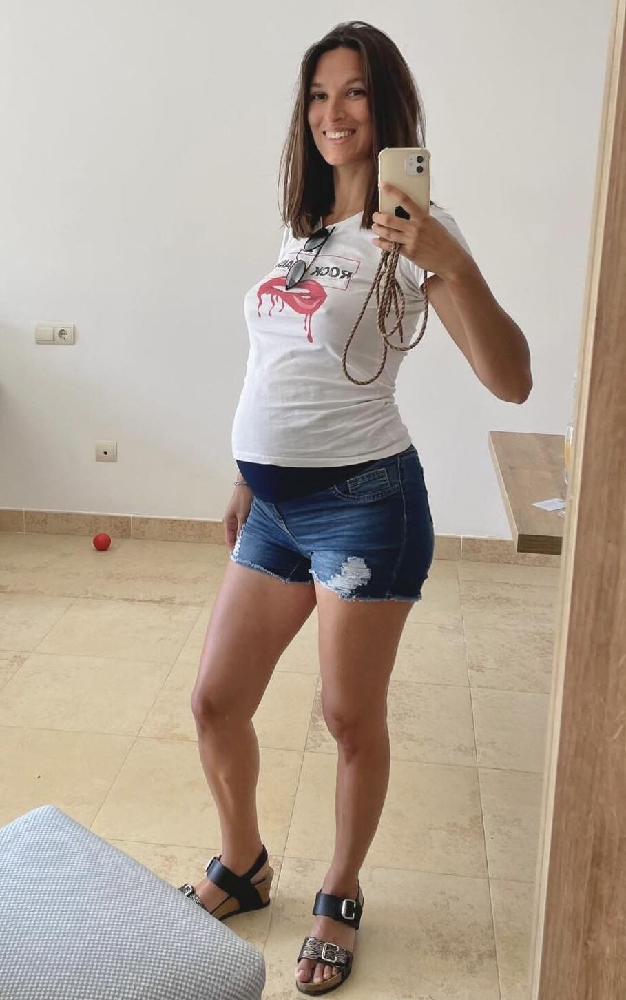 Agnes yo German freeuse Bi Milf and girlfriends NN for comment