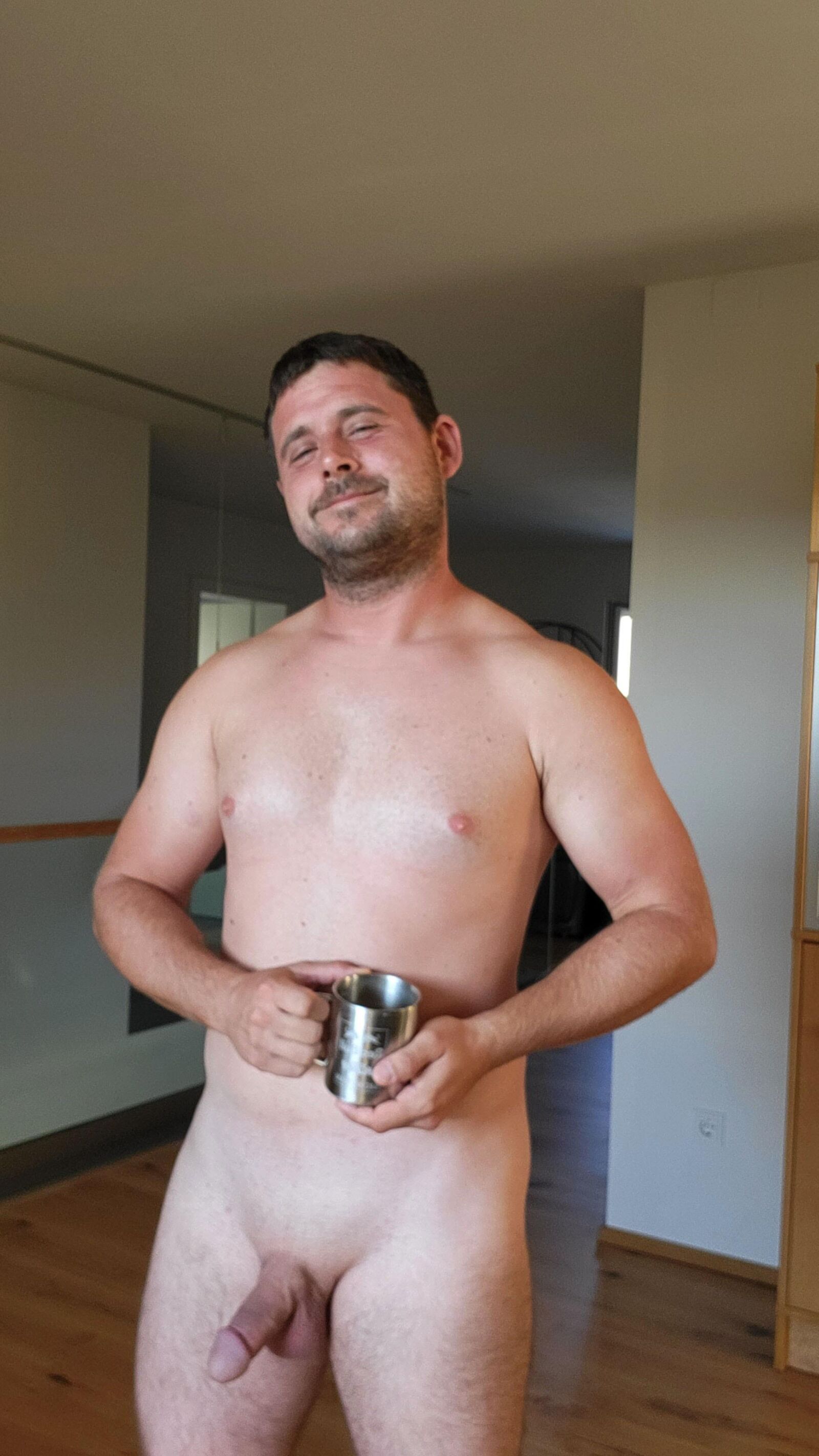 Je peux confirmer que je suis nudiste