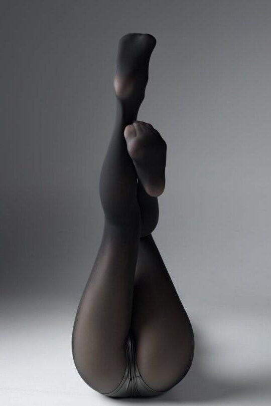 FOR NYLON LOVERS 