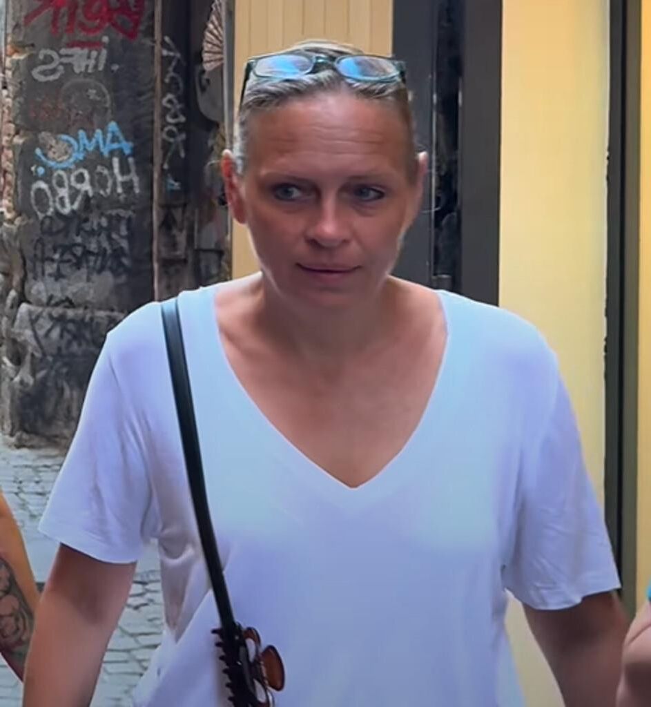 Откровенная улица