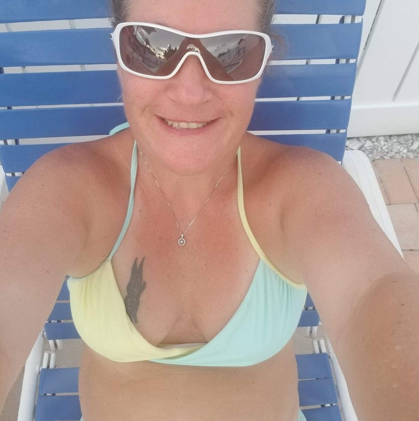 Mein Ex im Bikini