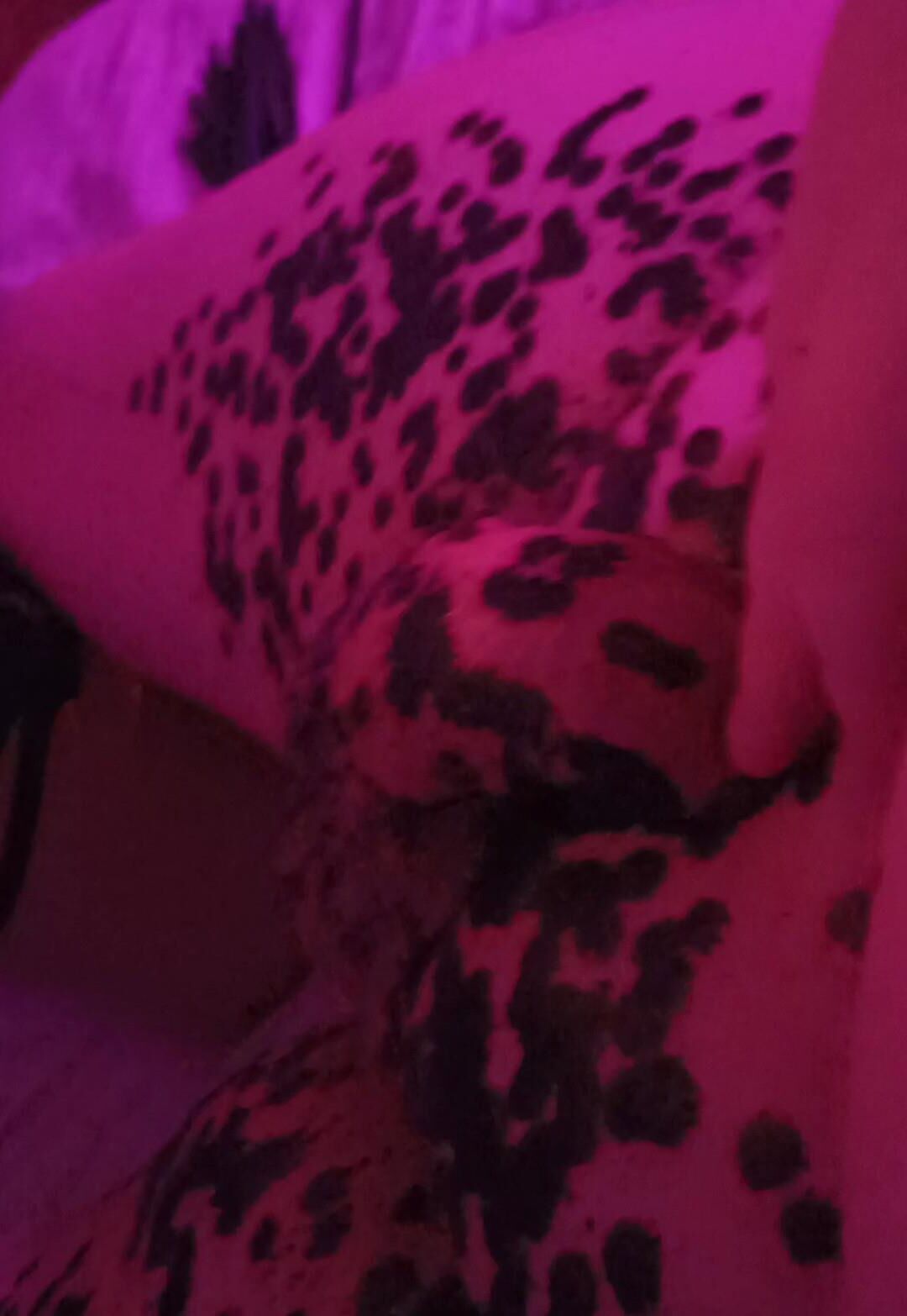 Femboy -Sitzung mit Herrin / Wachs Play / Anal Play / Kragen