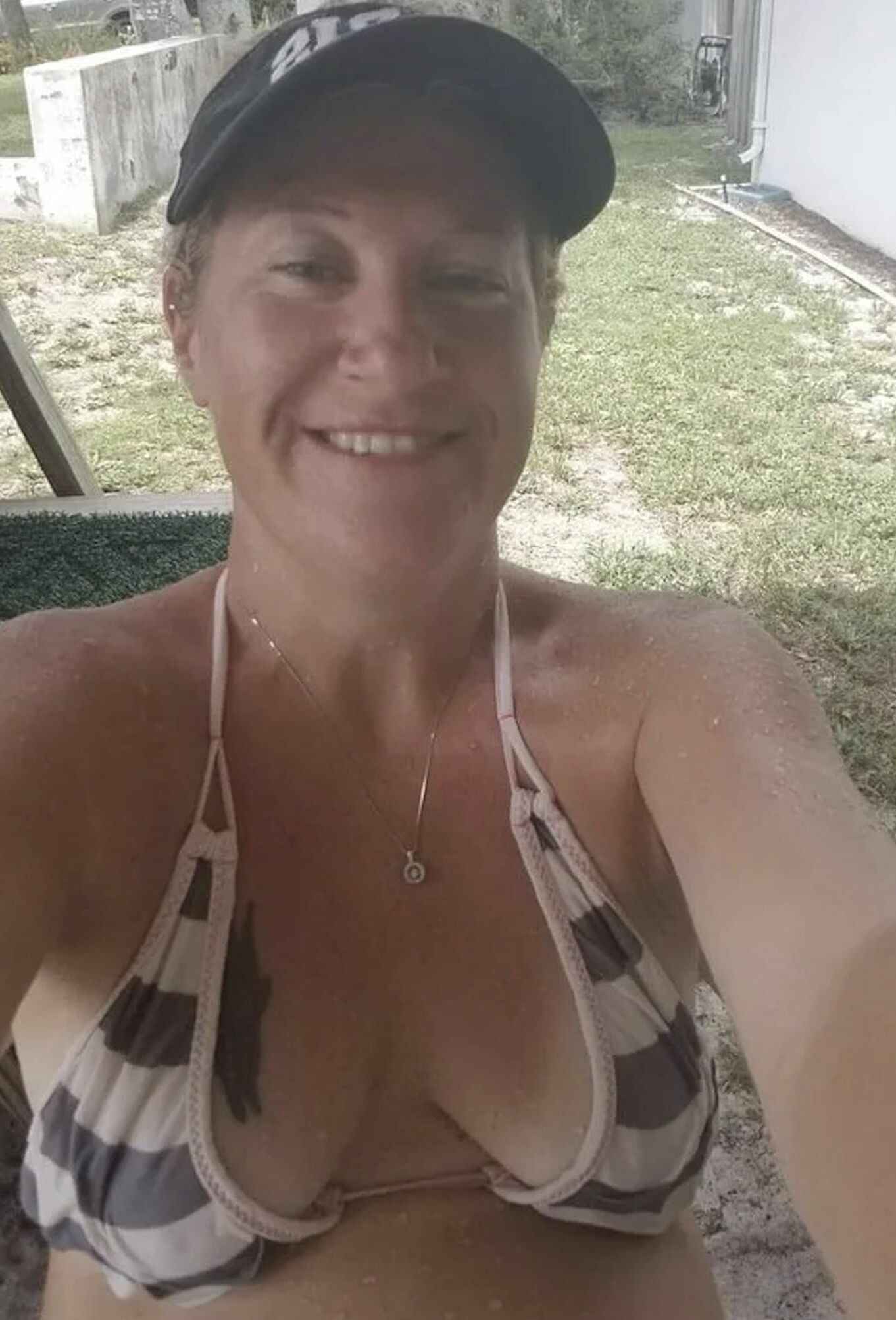 Mein Ex im Bikini