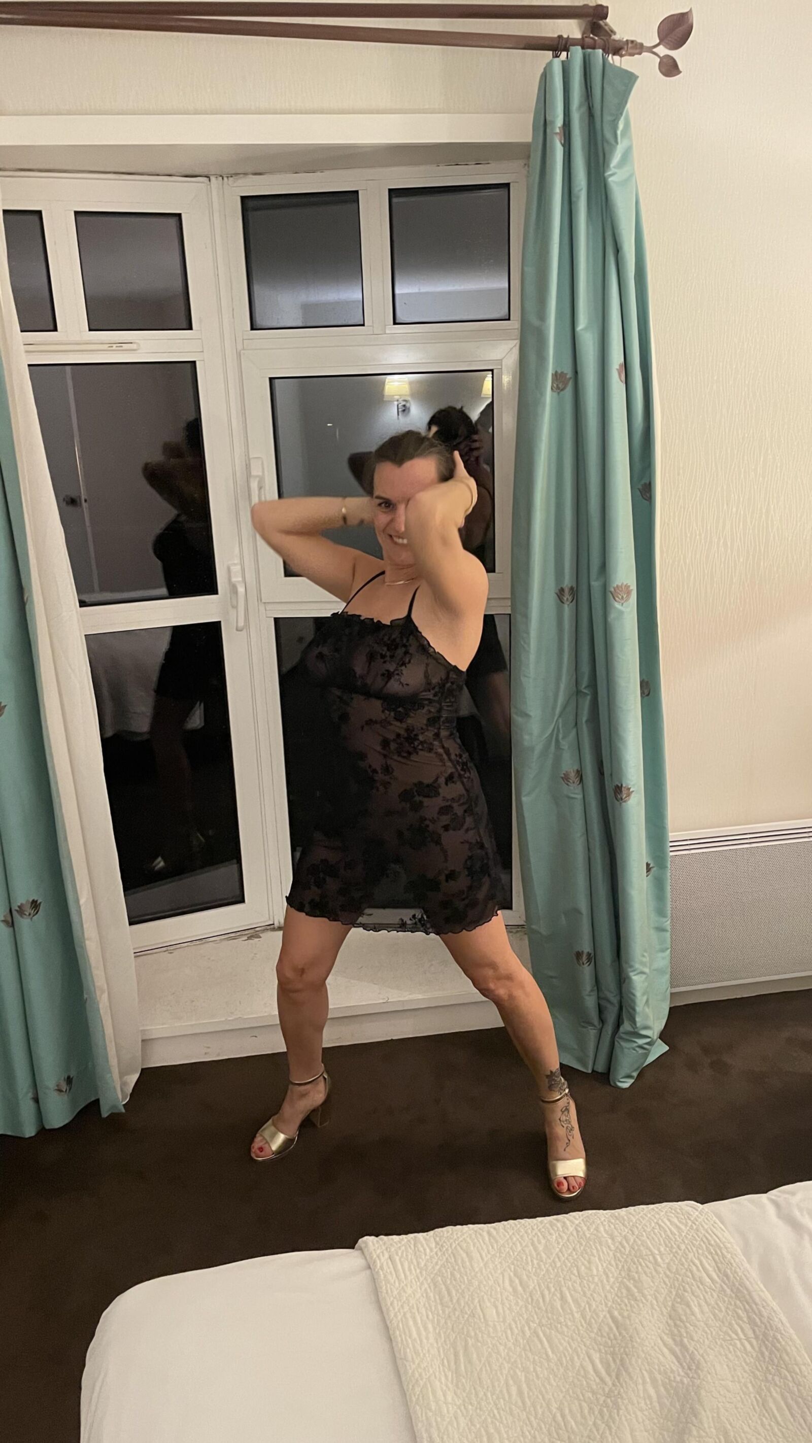 Moi Sophie weblut salope en babydoll