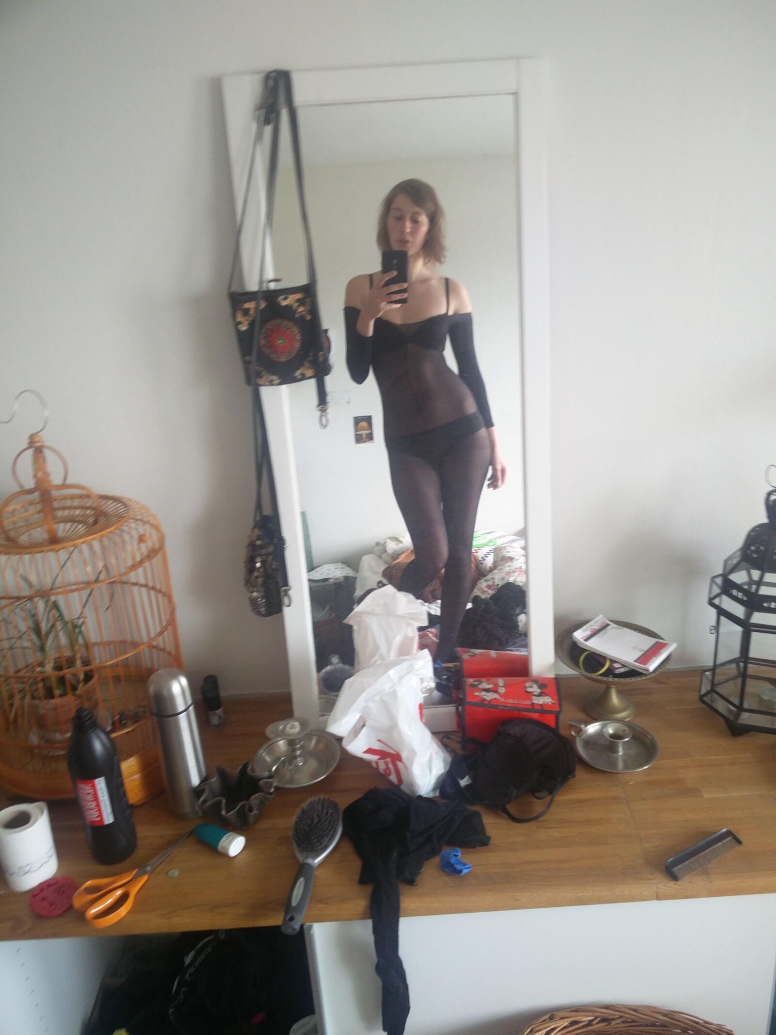 SLUTTY BLONDE MILF