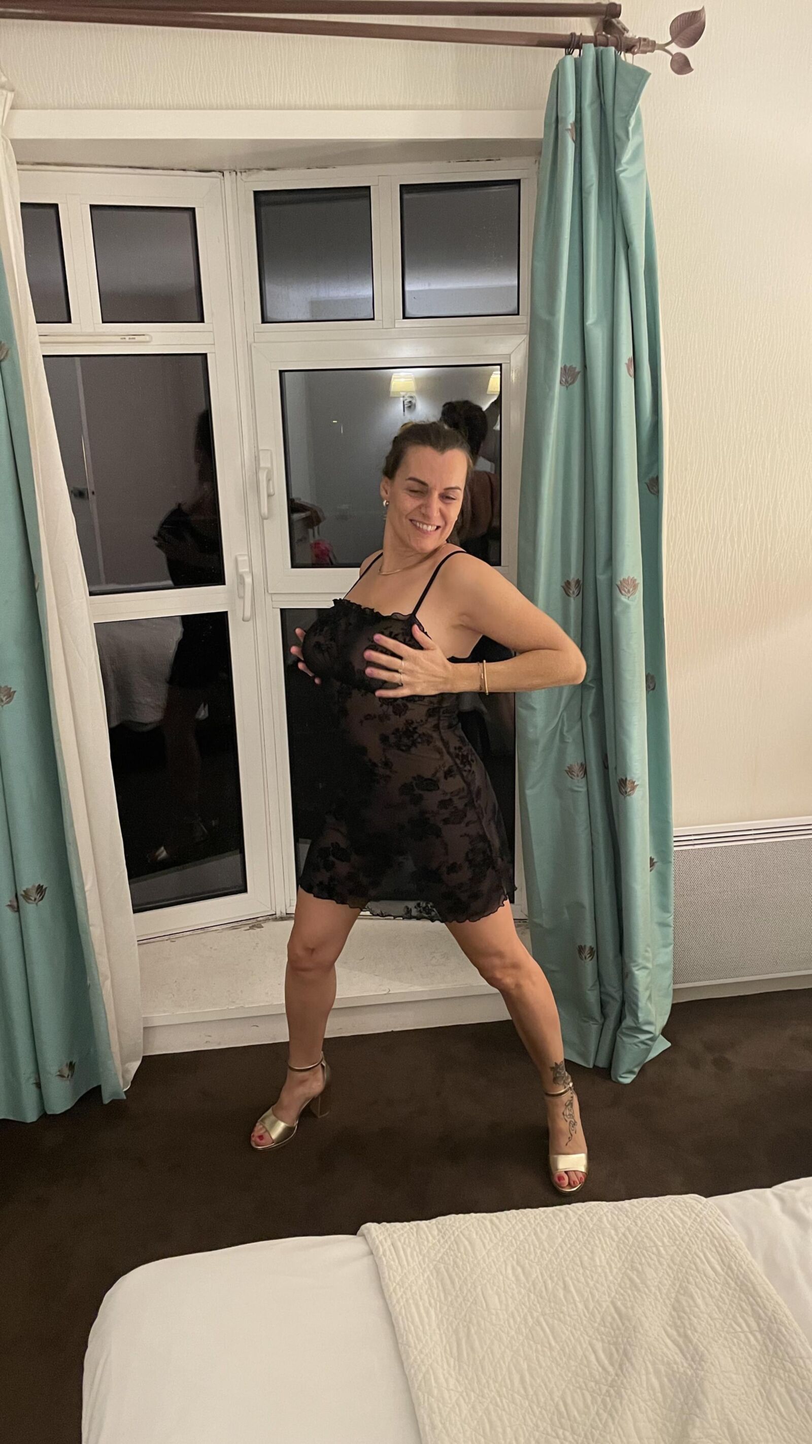 Moi Sophie weblut salope en babydoll