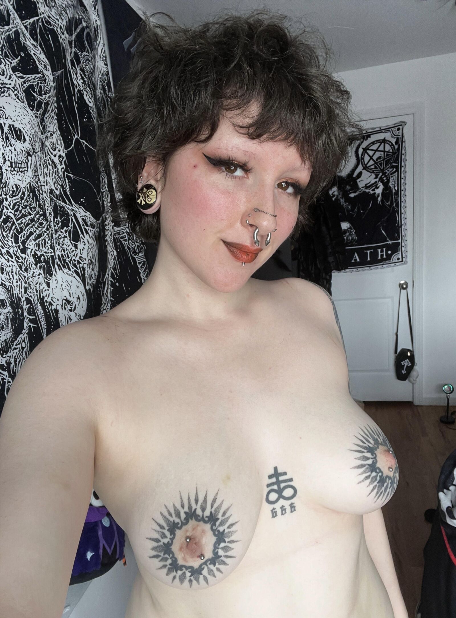 Molliges Emo -Mädchen