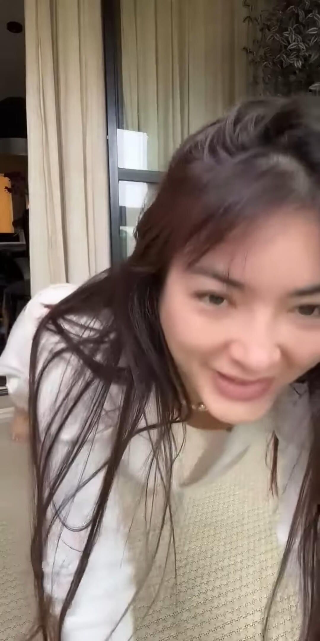 Downblouse