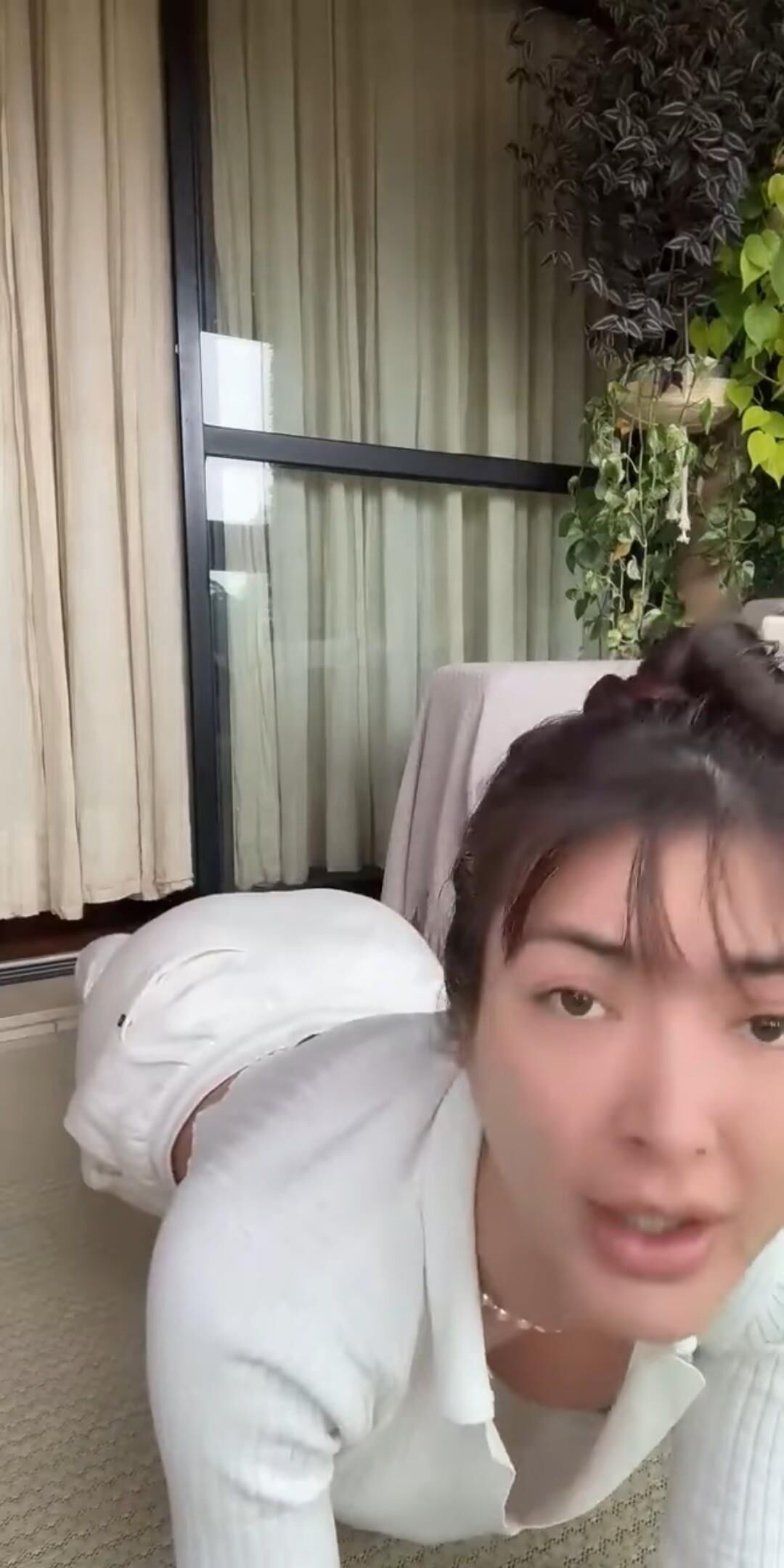 Downblouse