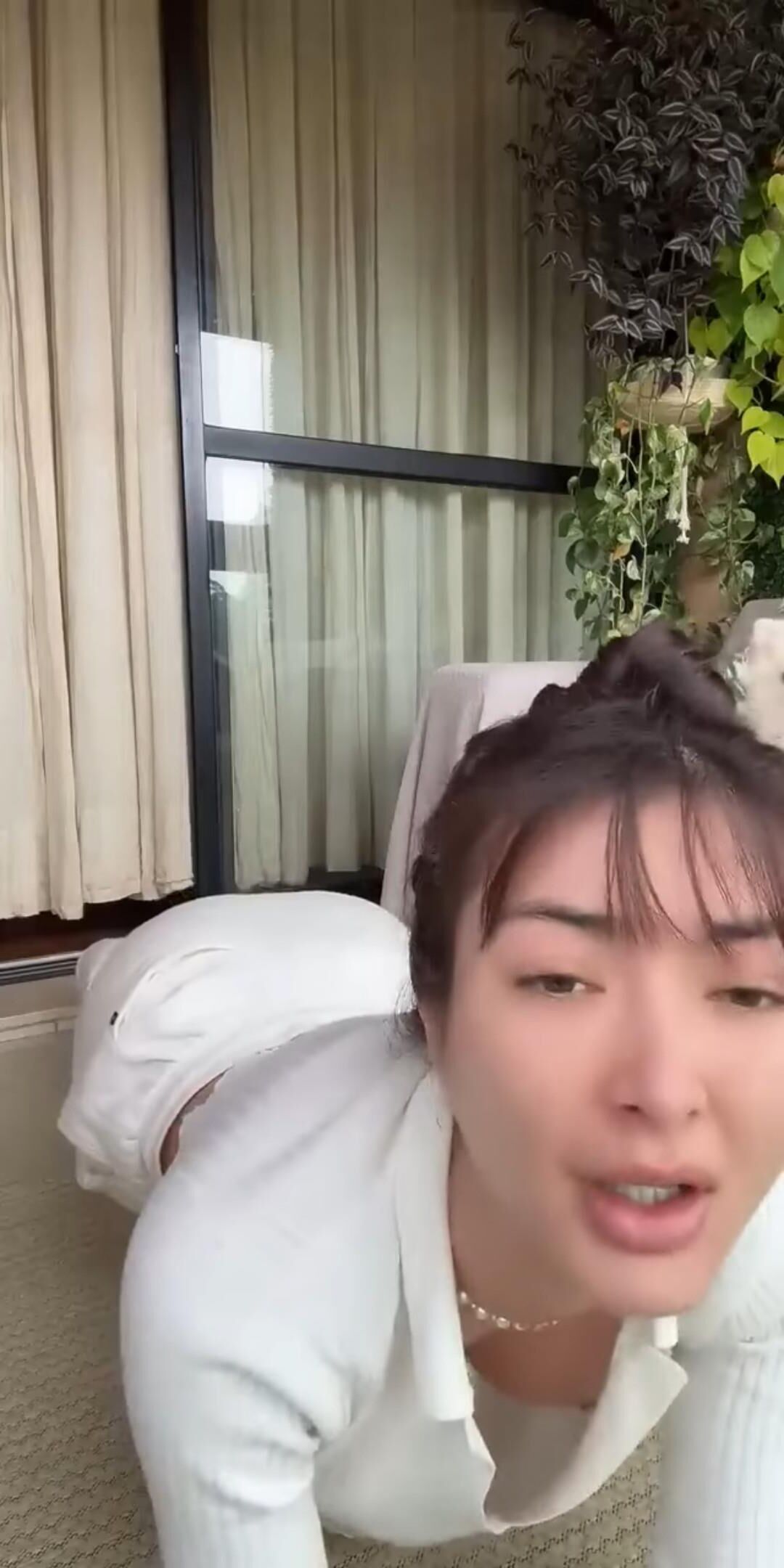 Downblouse