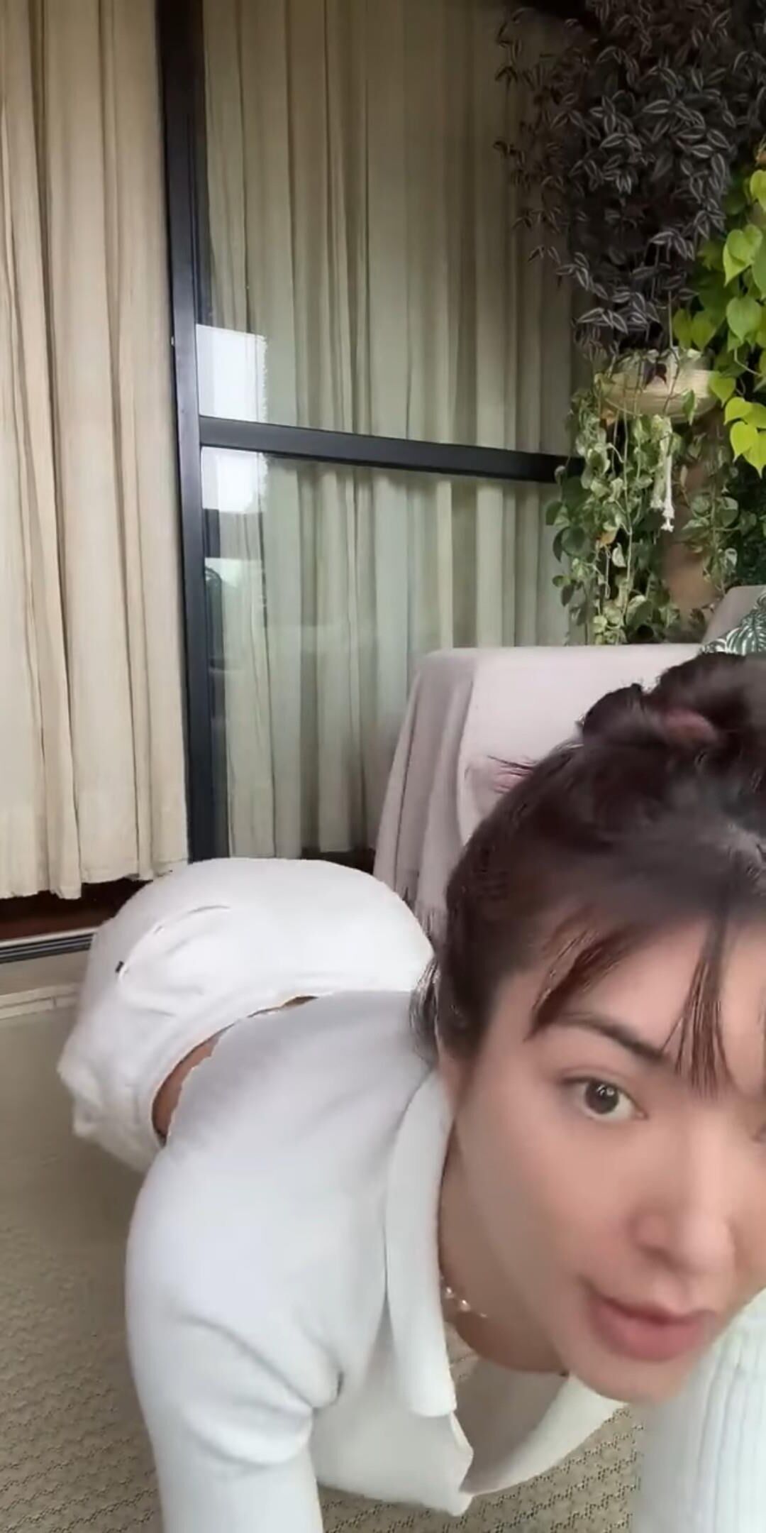 Downblouse