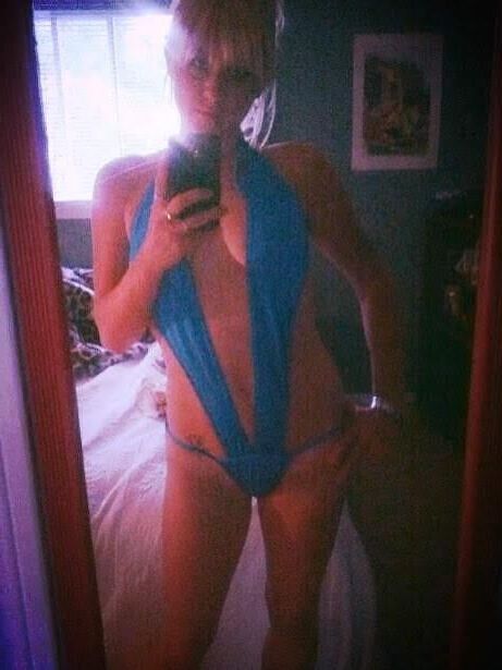 Novia amateur