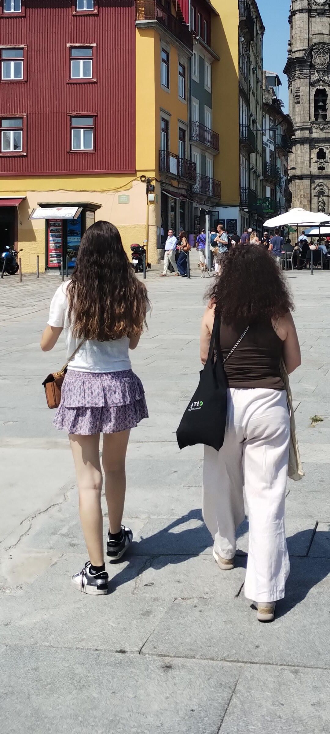 Quelques salopes dans la rue