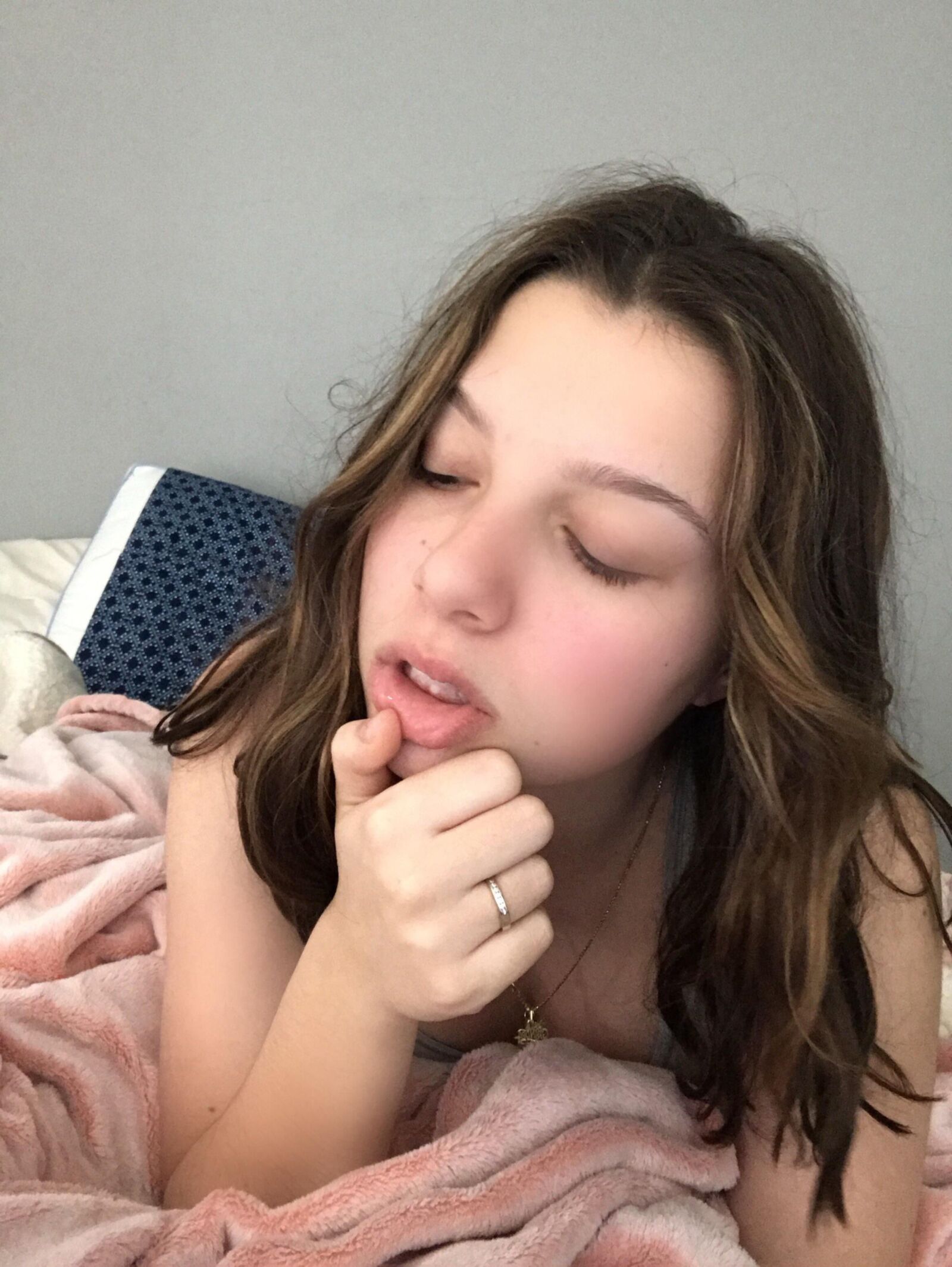 Sexy brunette teen selfies