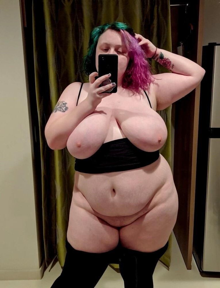 Varias putas de BBW jóvenes y viejos