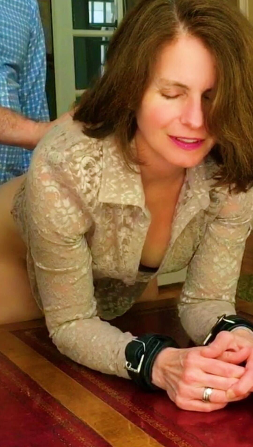 SUBMISSIVE AMATEURS 