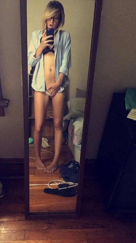 Webslut Kylie выставлен